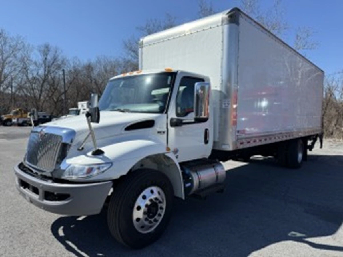 2022 International - image 1