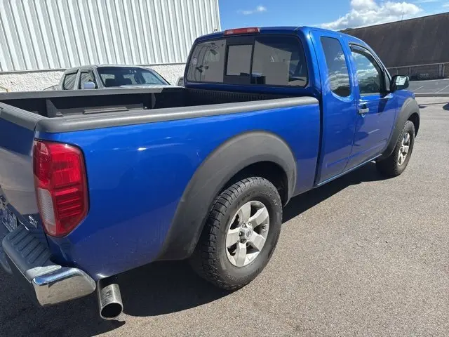 2012 Nissan Frontier King Cab SV photo 4