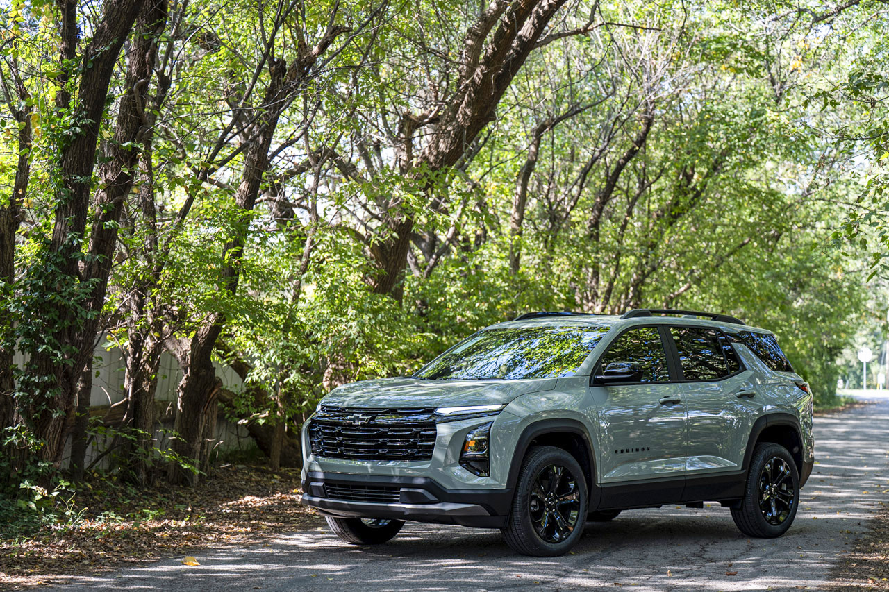 2026 Chevrolet Equinox on a road in Park City, Kansas