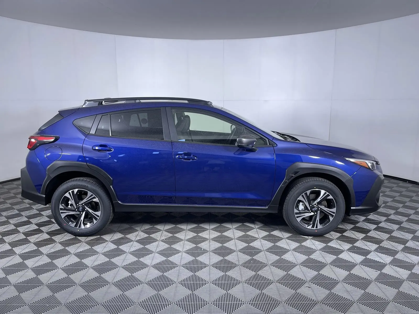 2025 Subaru Crosstrek Premium photo 9