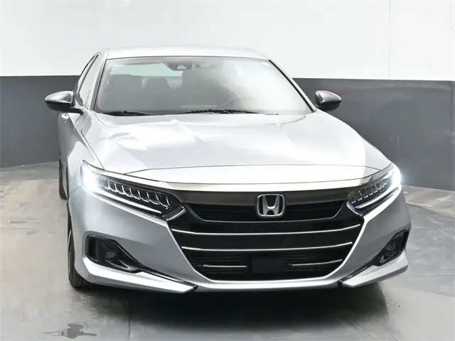 2022 Honda Accord Sport photo 3