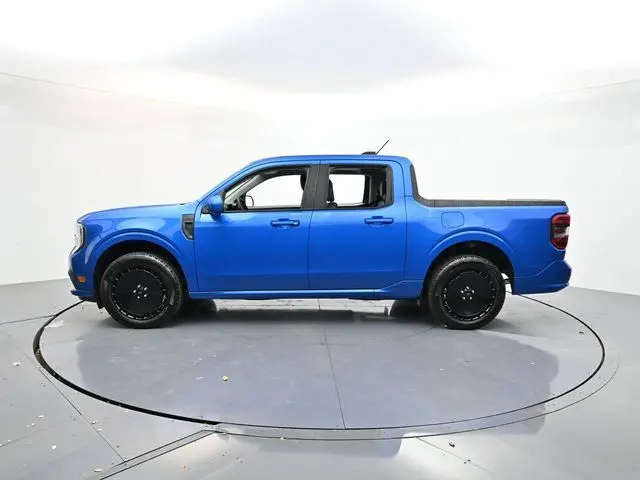2025 Ford Maverick photo 4