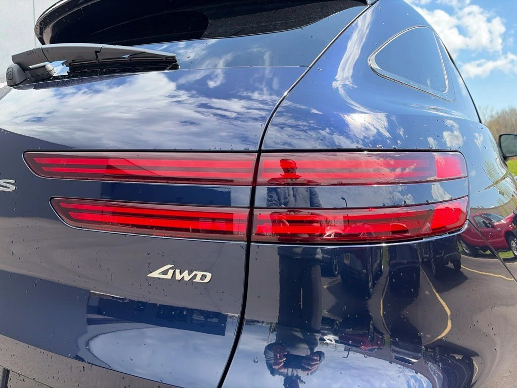 2026 GENESIS GV70 Sport Prestige - Photo 12