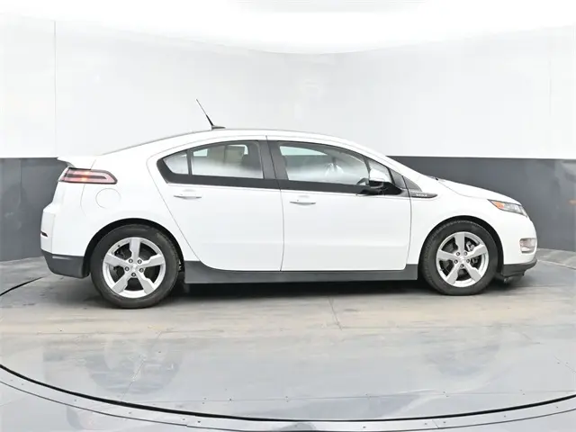 2012 Chevrolet Volt Base photo 9