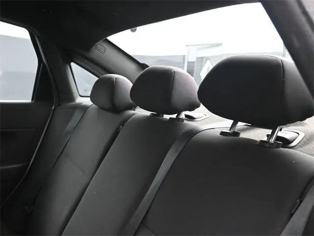 2011 Ford Focus SES photo 11