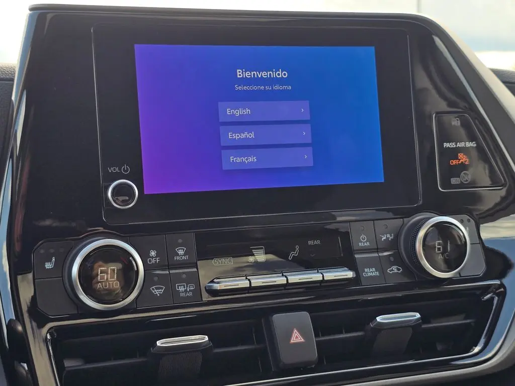 2023 Toyota Highlander Limited Platinum XLE XSE photo 25
