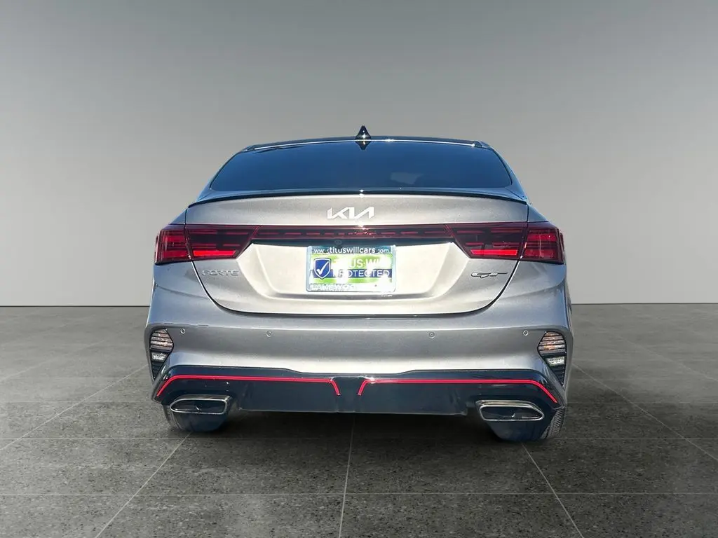 2023 Kia Forte GT photo 6