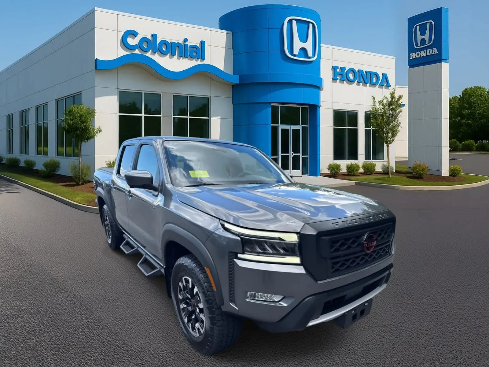 2023 Nissan Frontier PRO-4X photo 8