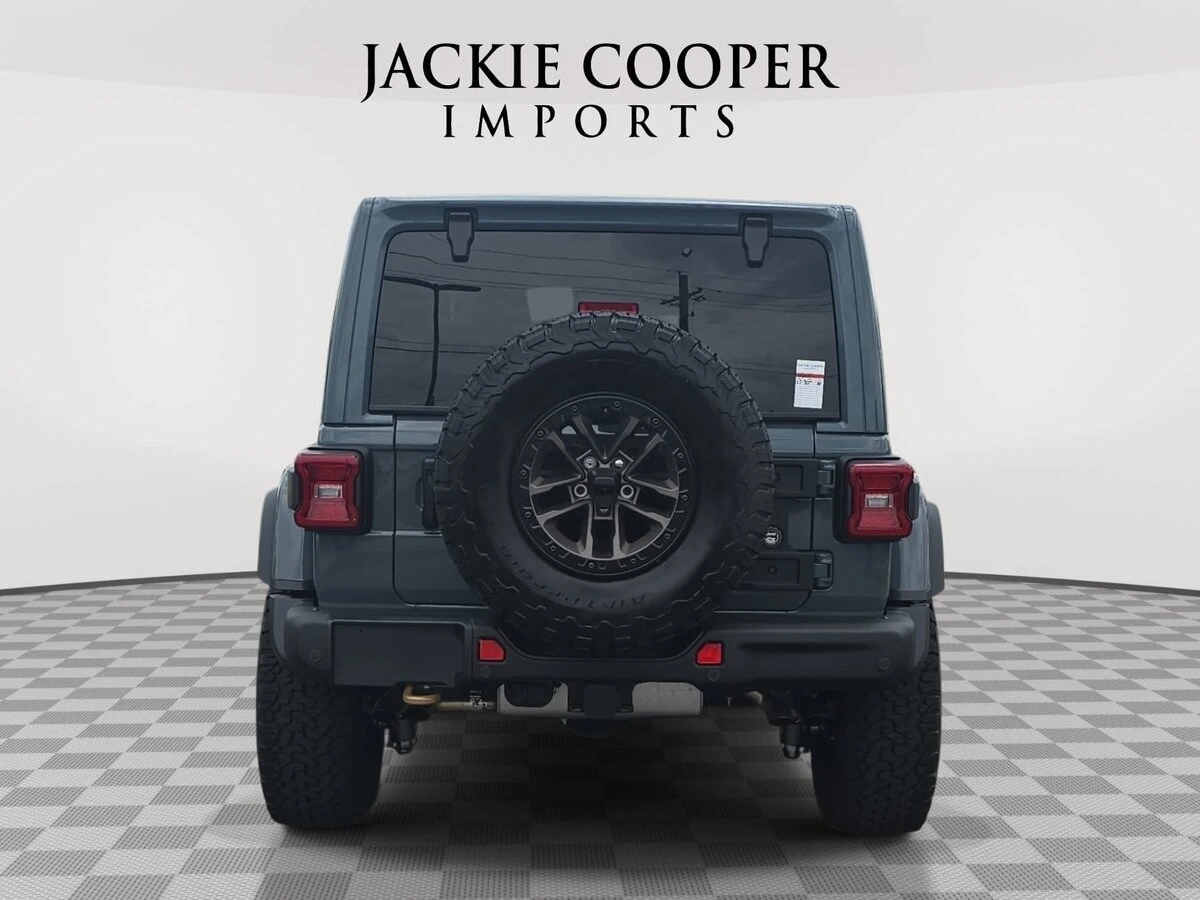 2025 Jeep Wrangler 4-Door Rubicon 392 Final Edition - Photo 6