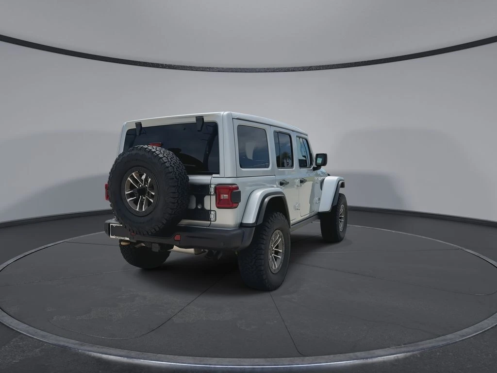 2024 Jeep Wrangler 4-Door Rubicon 392 - Photo 8