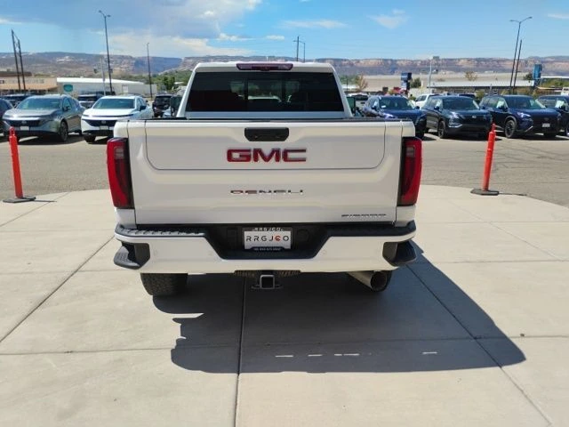 2024 GMC Sierra 3500HD Denali - Photo 8
