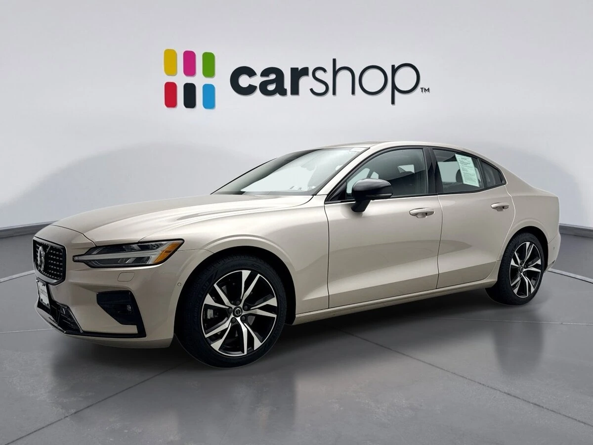 2023 Volvo S60 B5 Plus Dark Theme AWD's photo