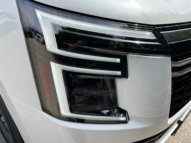 2026 Nissan Armada SV - Photo 36