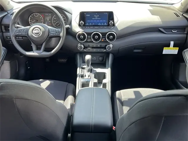 2025 Nissan Sentra S photo 17