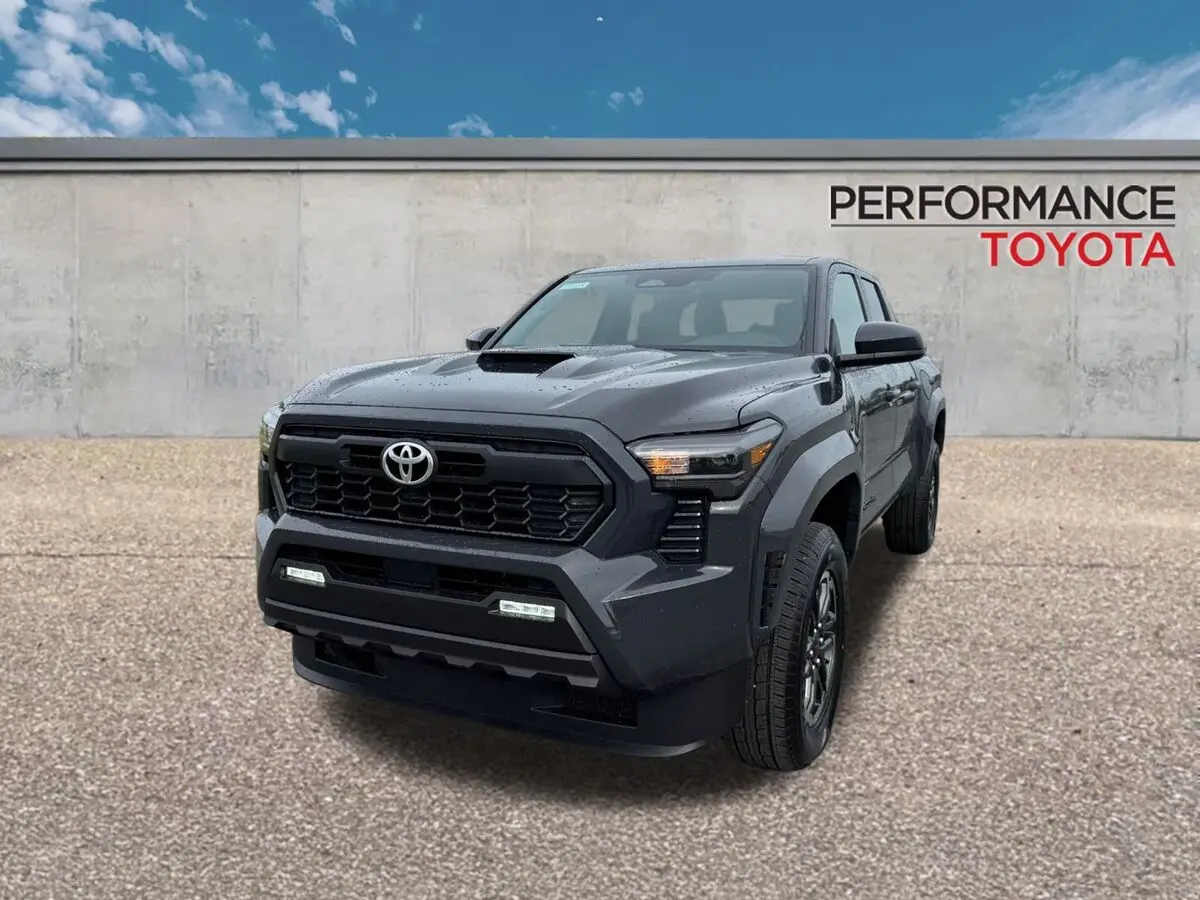 2025 Toyota Tacoma SR5's photo
