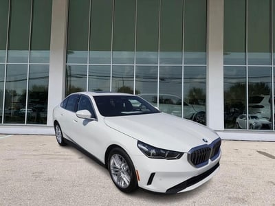 Pre-Owned 2024 BMW 5 Series 530i