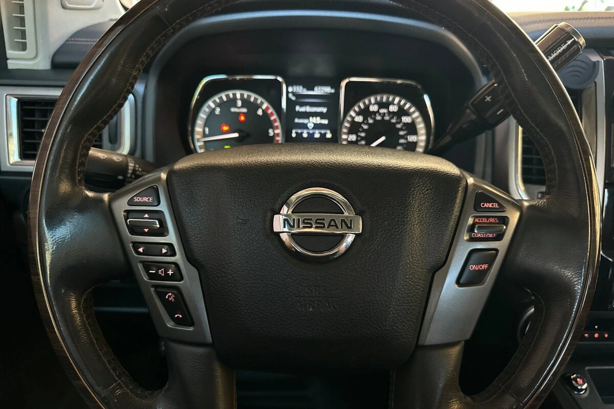 2017 Nissan Titan XD Platinum Reserve - Photo 22