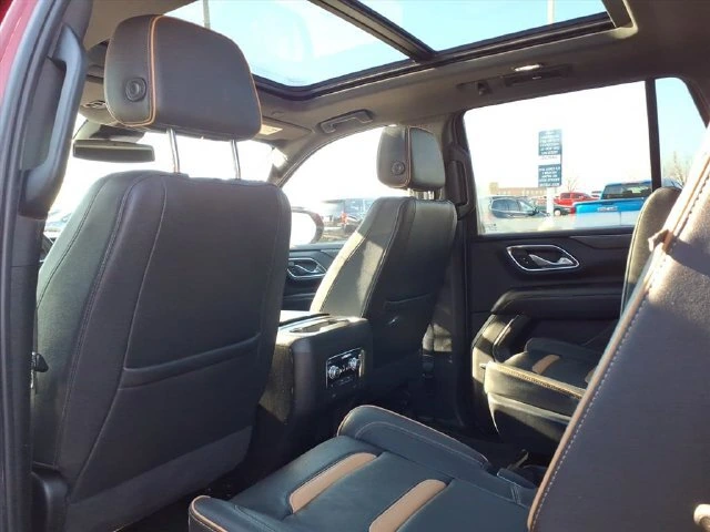 2023 GMC Yukon AT4 - Photo 10