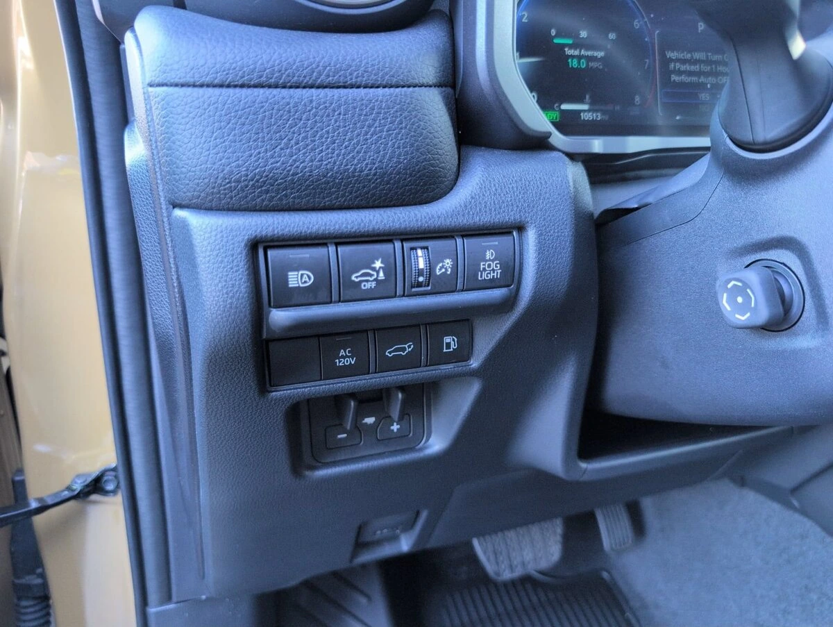 2025 Toyota Land Cruiser Base - Photo 10