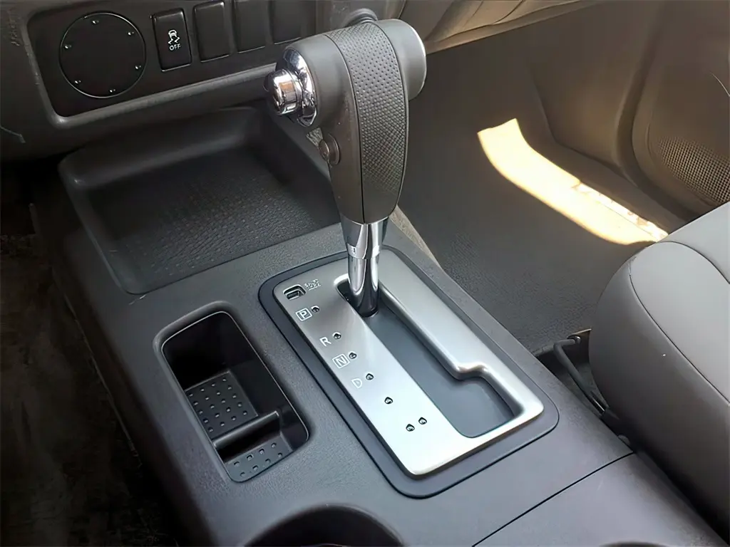 2012 Nissan Xterra X photo 10
