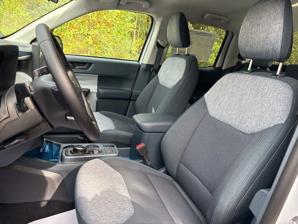 2025 Ford Maverick XLT - Photo 16