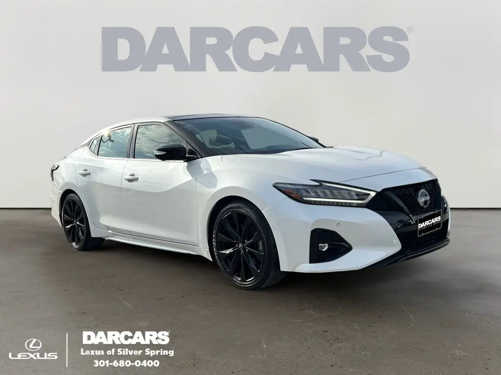 2023 Nissan Maxima SR