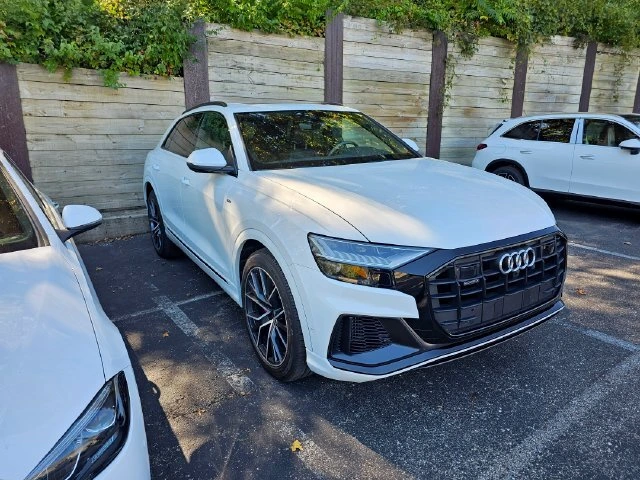 2021 Audi Q8