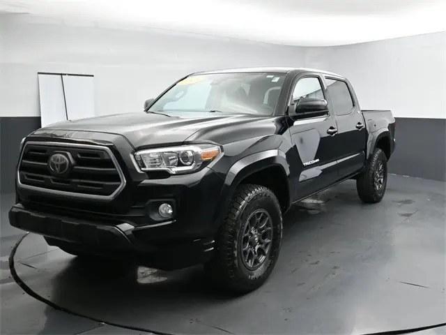 2018 Toyota Tacoma SR photo 4