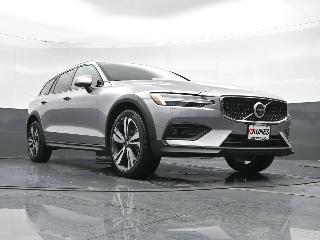 2026 Volvo V60 Cross Country Plus - Photo 41