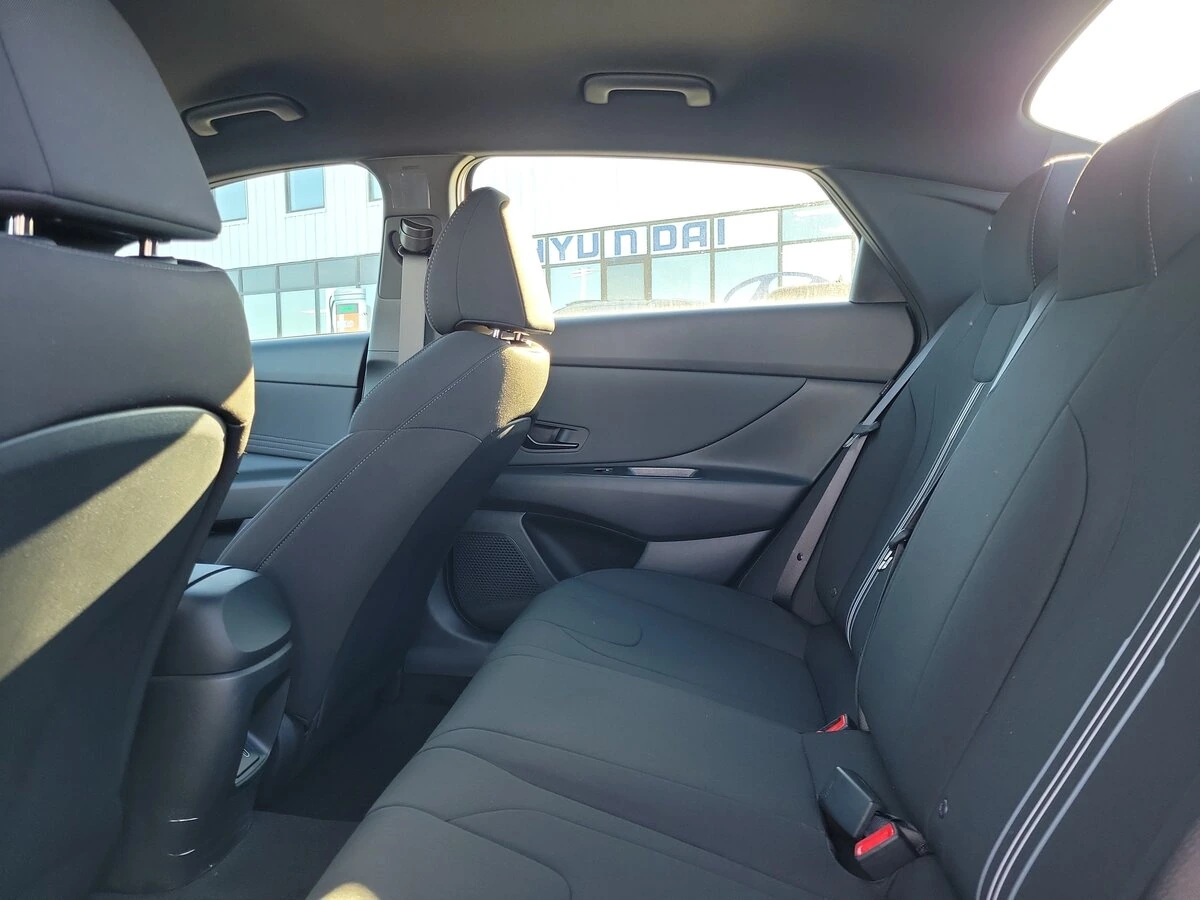 2026 Hyundai Elantra SEL Sport - Photo 14