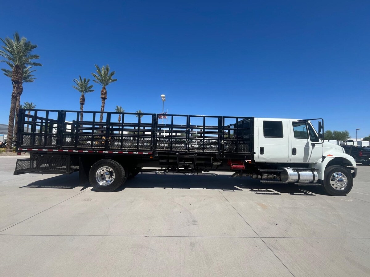 2019 International 4300 in Phoenix, AZ — photo 6