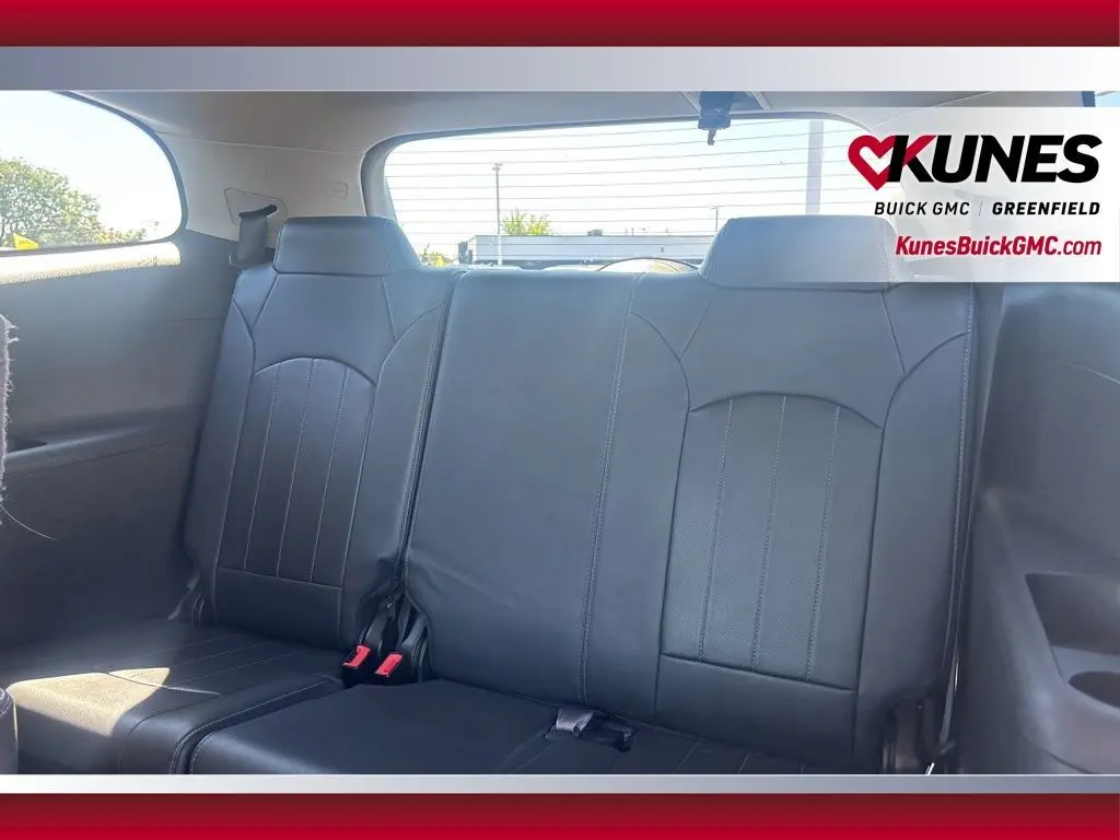 2017 Buick Enclave Leather photo 12