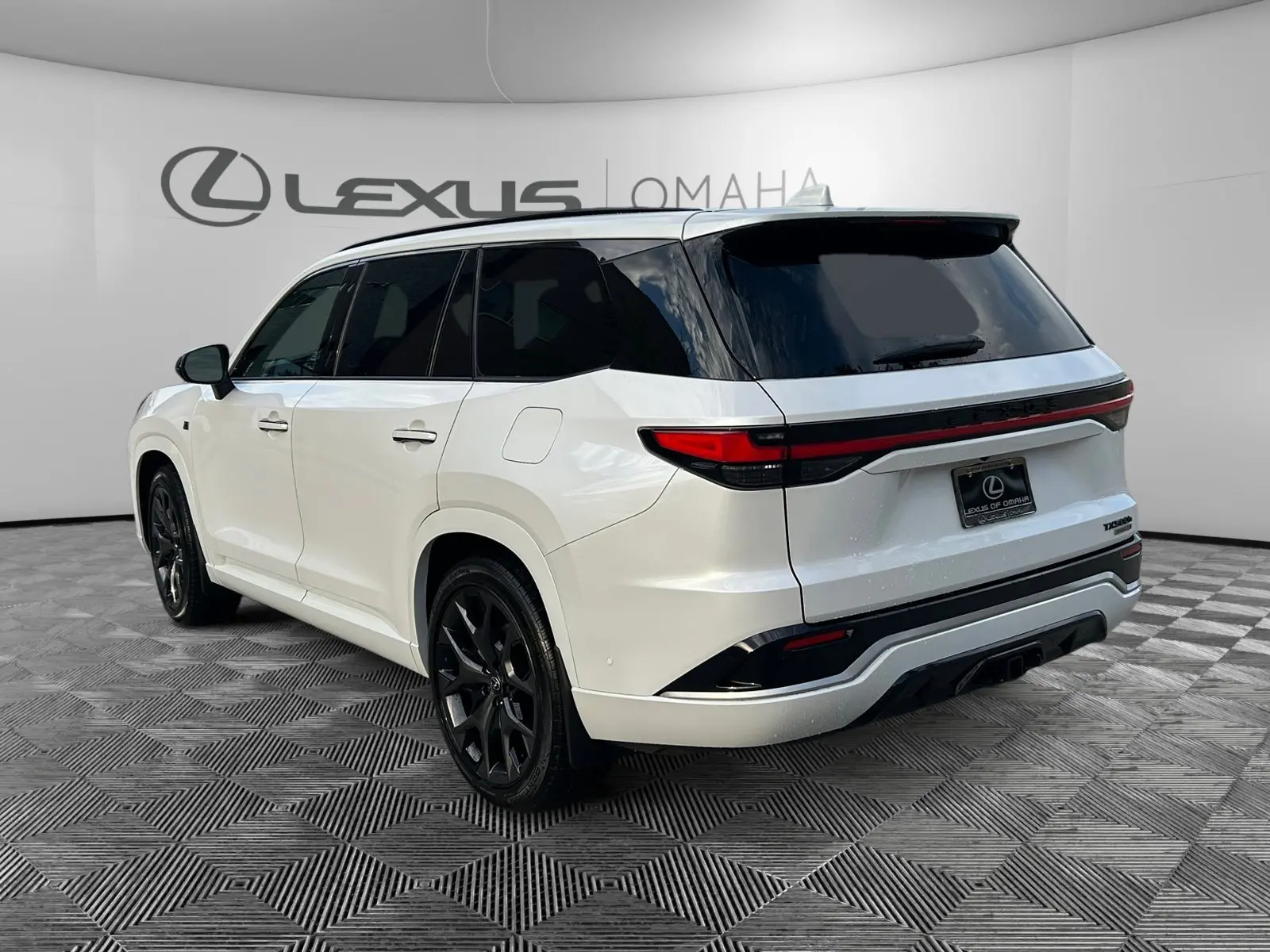 2025 Lexus TX 500h F SPORT Performance Premium photo 3