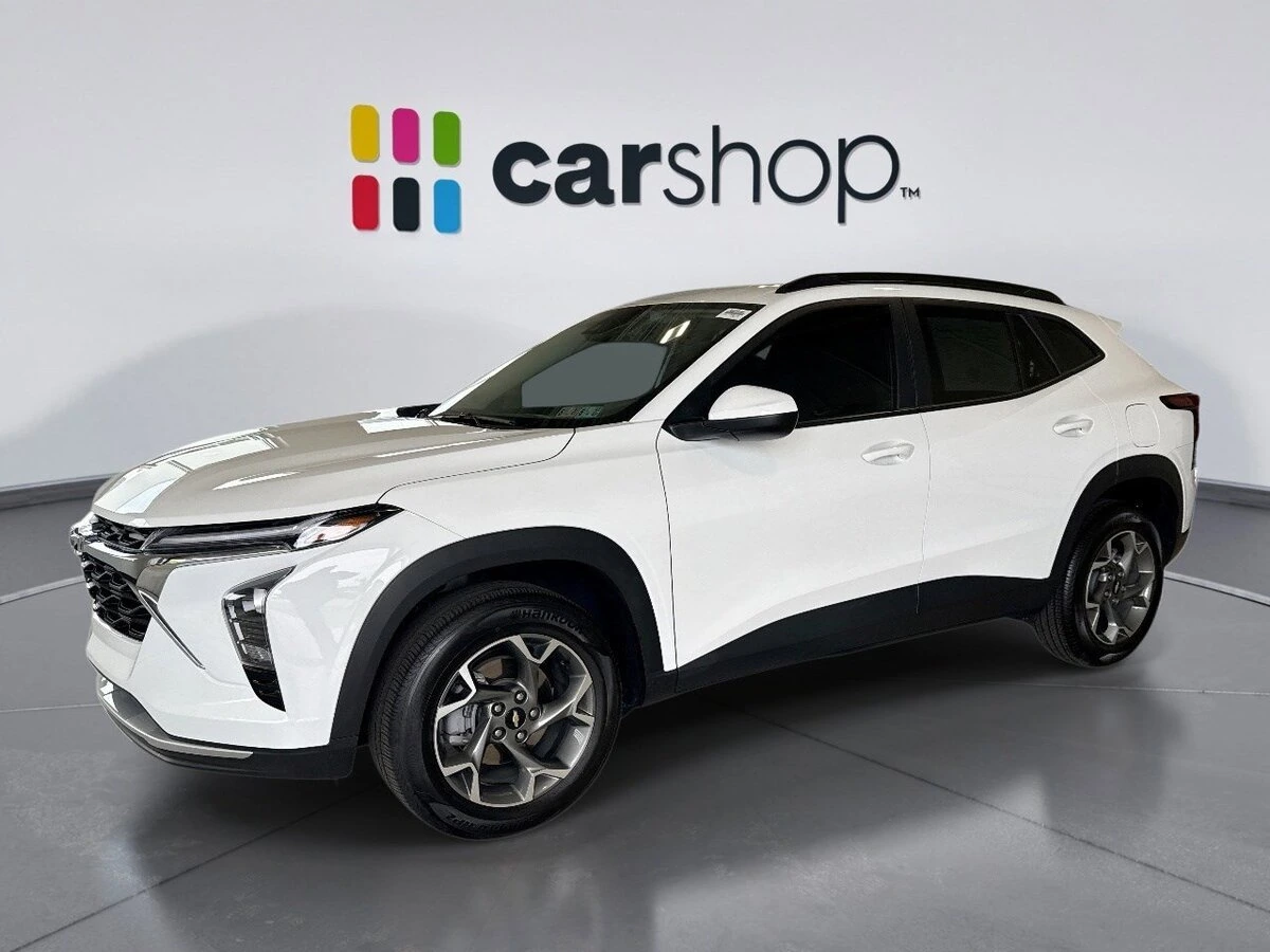 2025 Chevrolet Trax LT's photo
