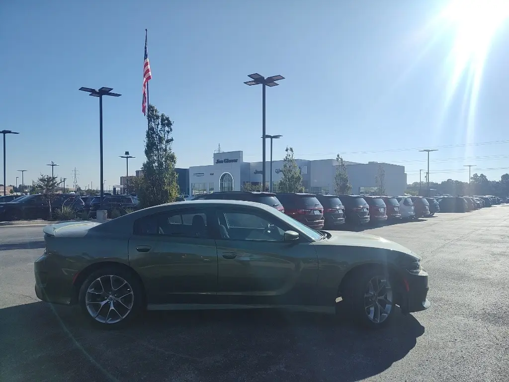 2020 Dodge Charger GT photo 7