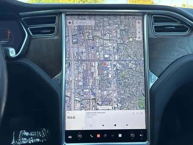 2017 Tesla Model S 100D photo 24