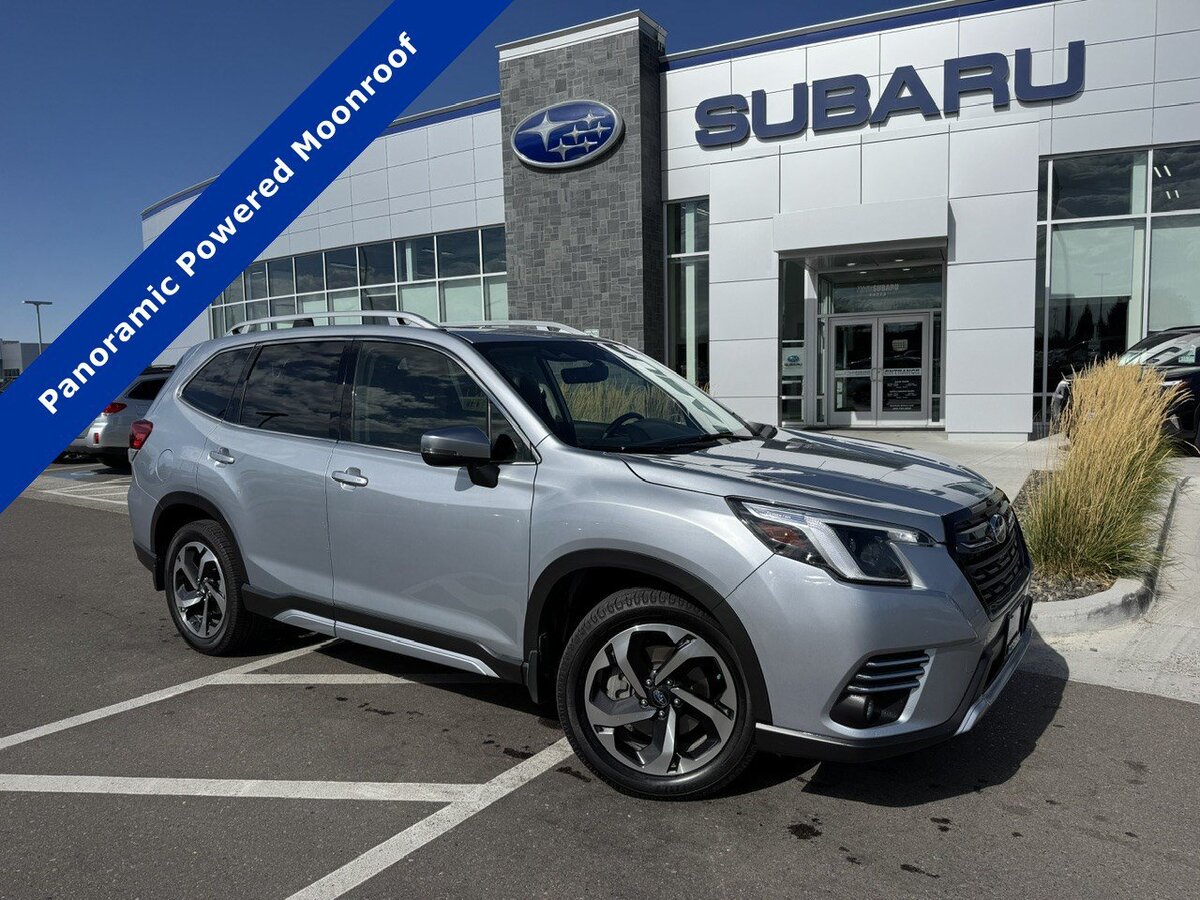 2022 Subaru Forester Touring CVT