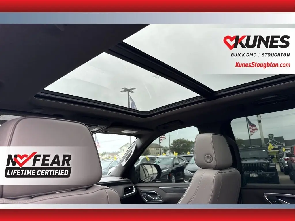 2023 Gmc Yukon XL SLT photo 32