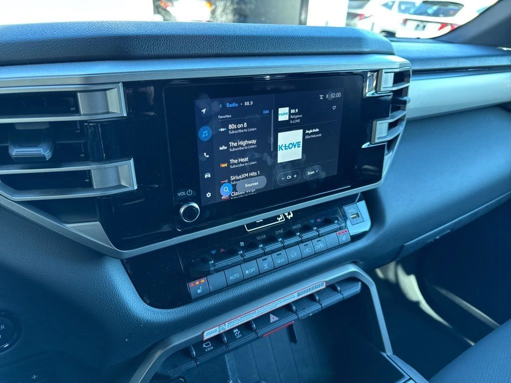 2025 Toyota Sequoia SR5 - Photo 13