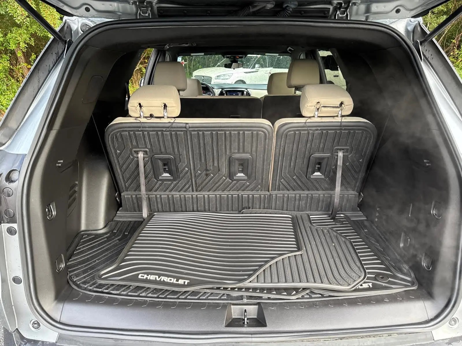 2023 Chevrolet Traverse LS photo 31