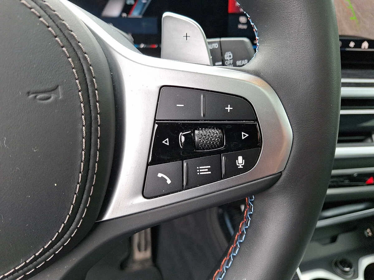 2025 BMW X7 M60i - Photo 25