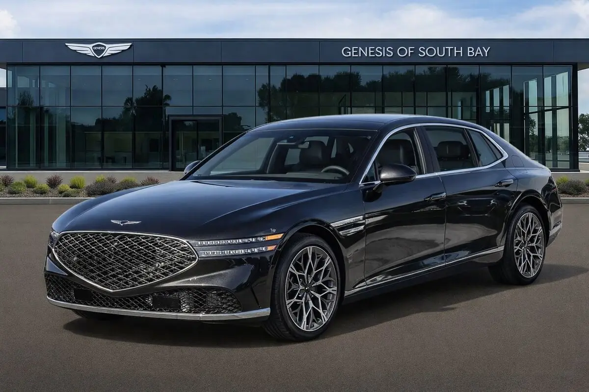 2026 GENESIS G90 Base's photo