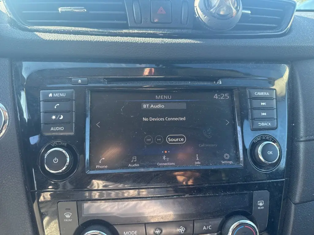 2020 Nissan Rogue SV photo 30