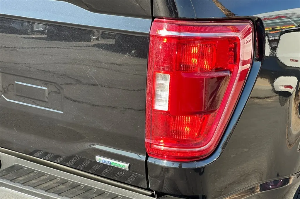 2023 Ford F-150 XLT photo 23