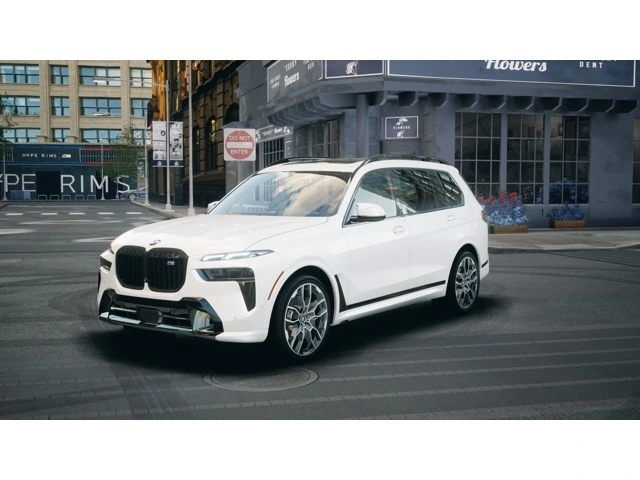 2027 BMW X7 M60i's photo