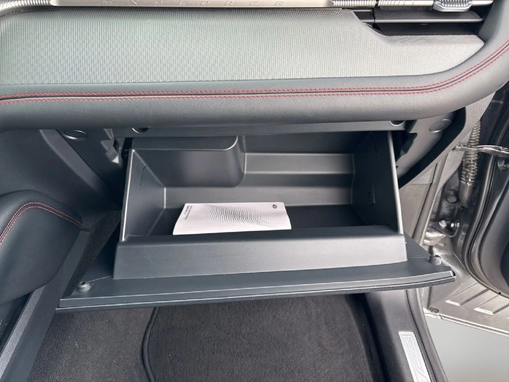 2025 Ford Explorer ST-LINE - Photo 30