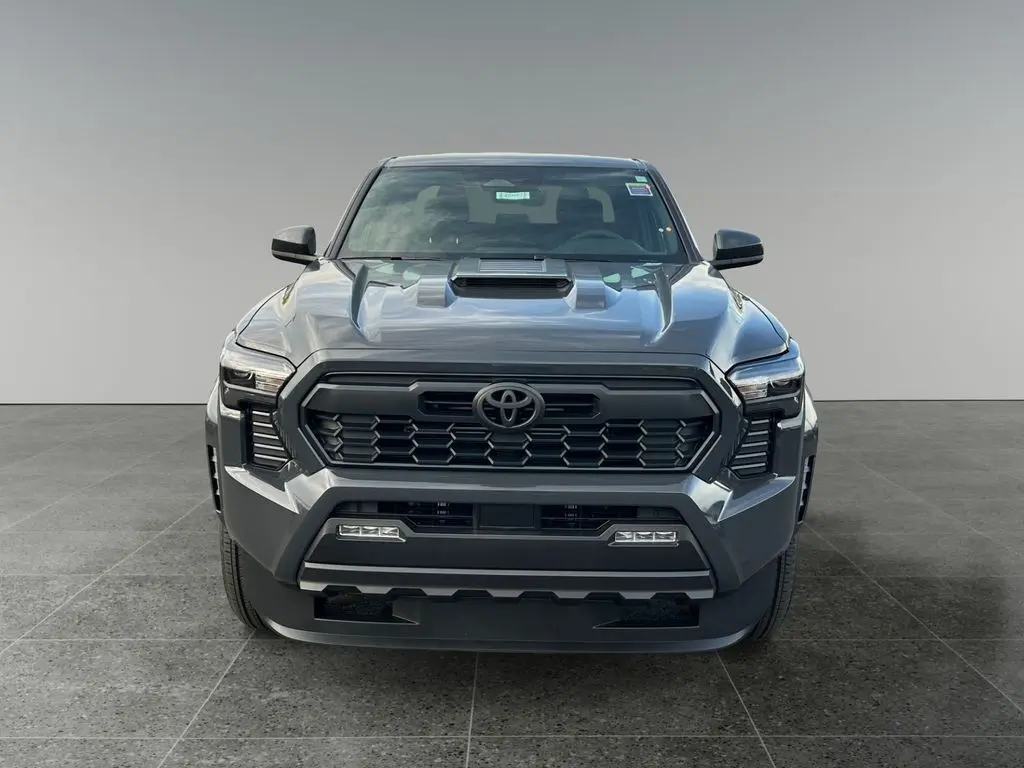 2025 Toyota Tacoma TRD Sport photo 2