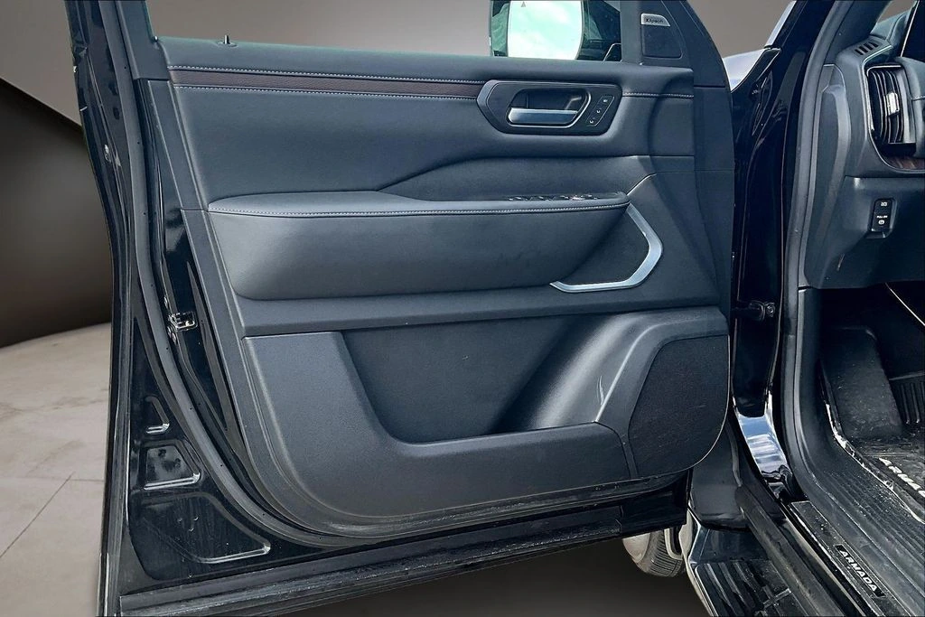 2025 Nissan Armada Platinum Reserve - Photo 20