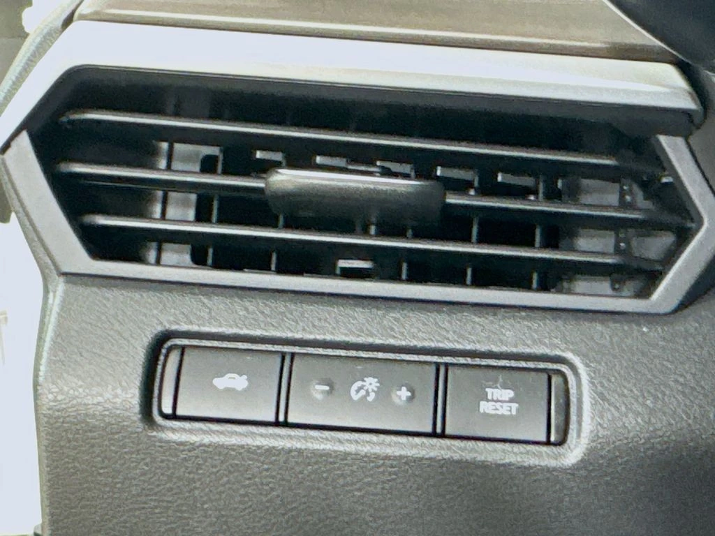 2025 Nissan Altima SV - Photo 10