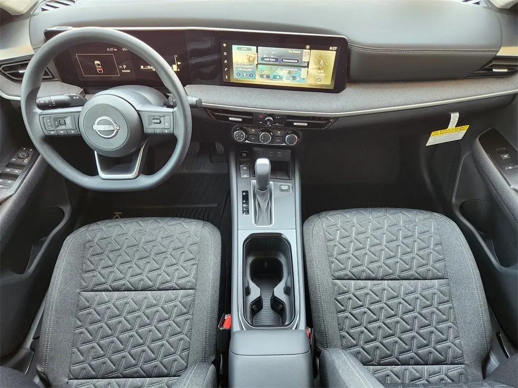2025 Nissan Kicks SV photo 16